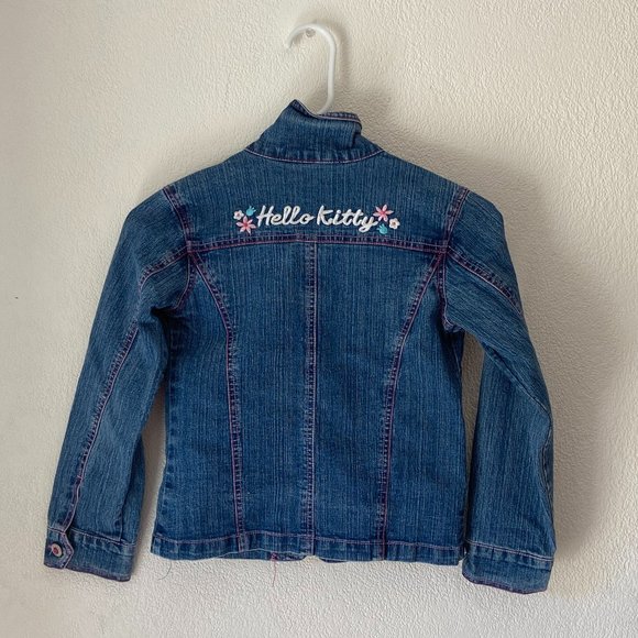 Girls Sanrio Hello Kitty Denim Jacket Size 7 - Picture 2 of 3